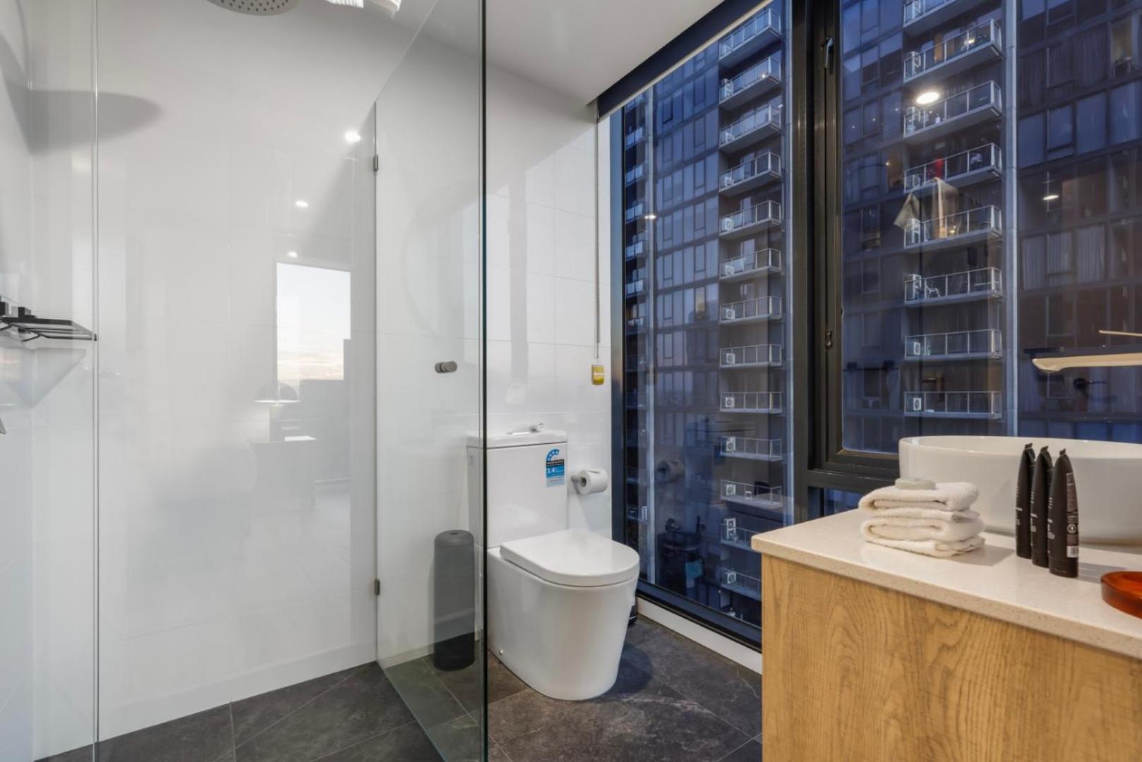 Apartment Exceptional In Southbank With 2 Car Parks Melbourne