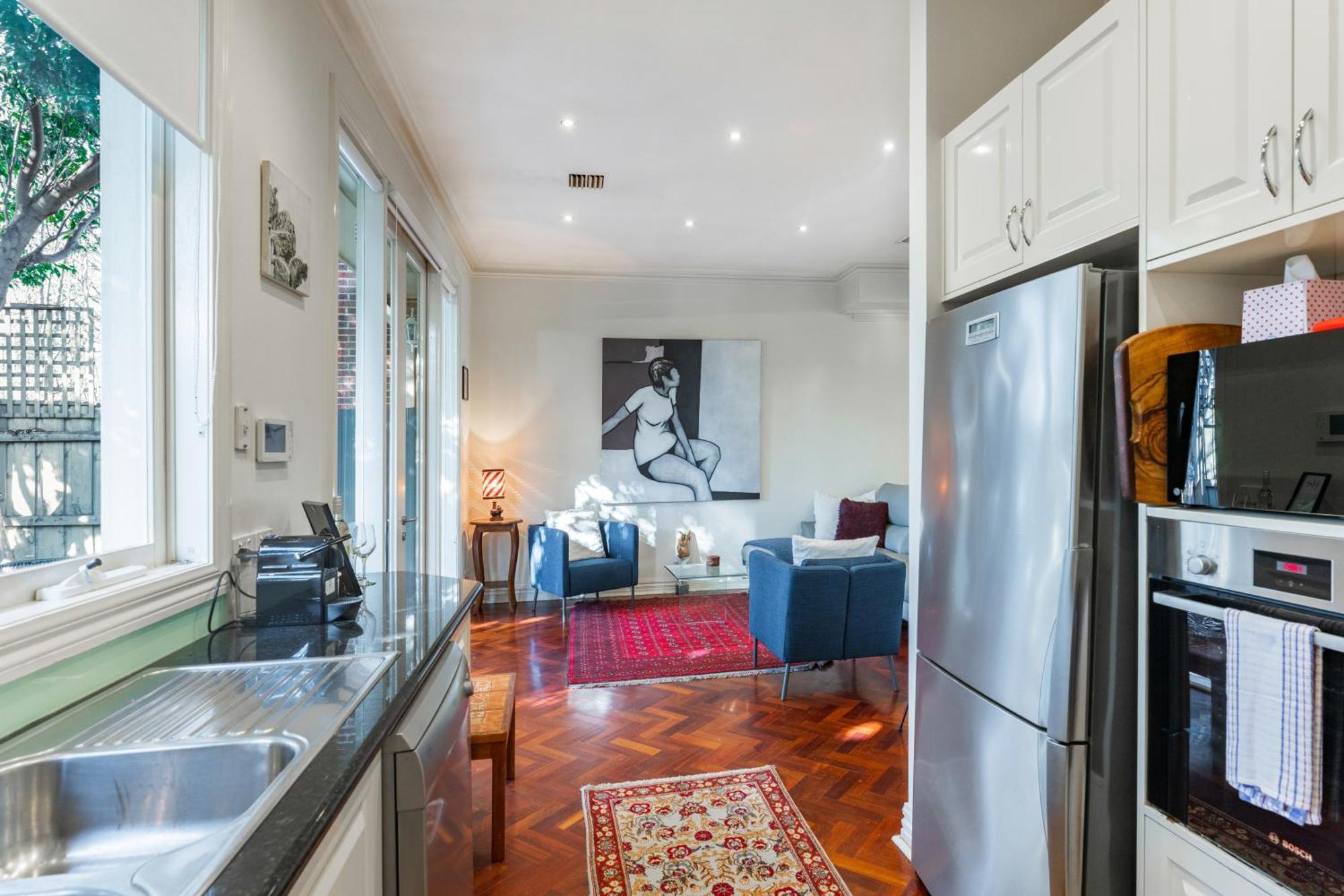 Brighton Chic Pet Friendly Near & Train Holiday home *