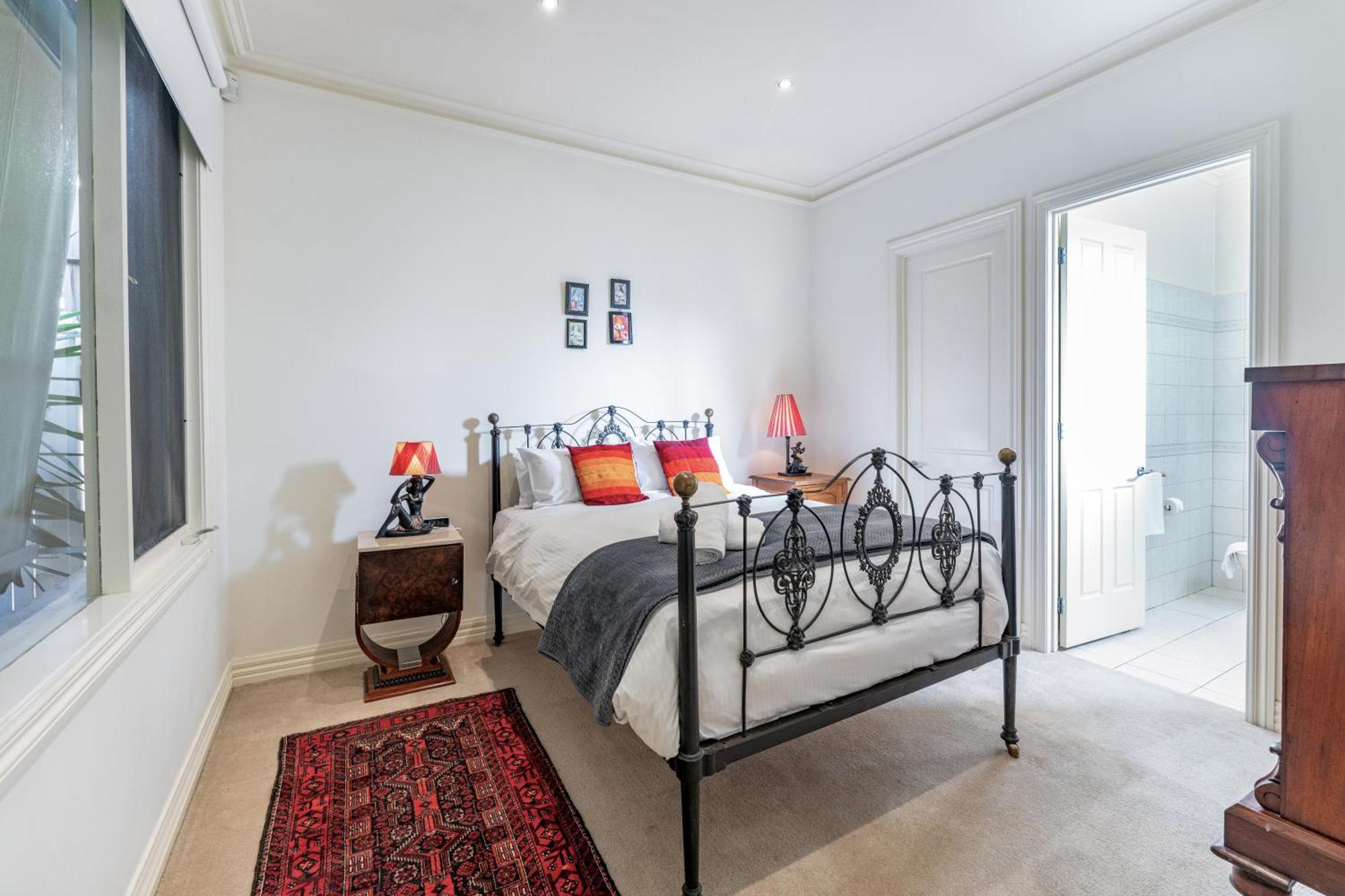 Brighton Chic Pet Friendly Near & Train Holiday home *