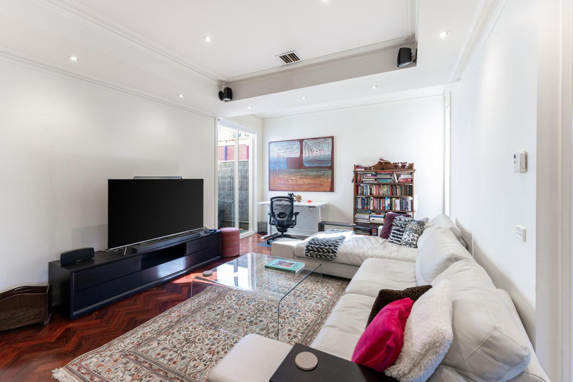 Brighton Chic Pet Friendly Near & Train *