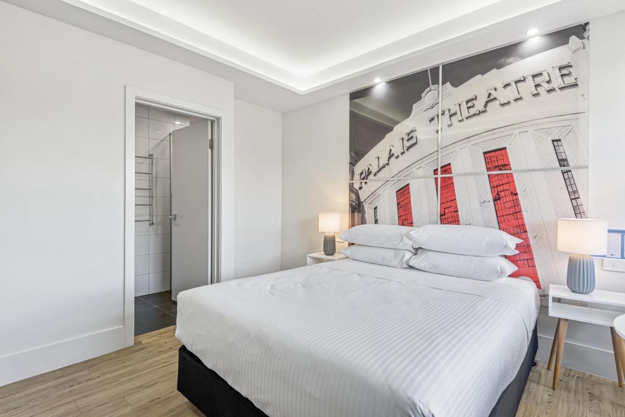 Elegant St Kilda Close To The Apartment
