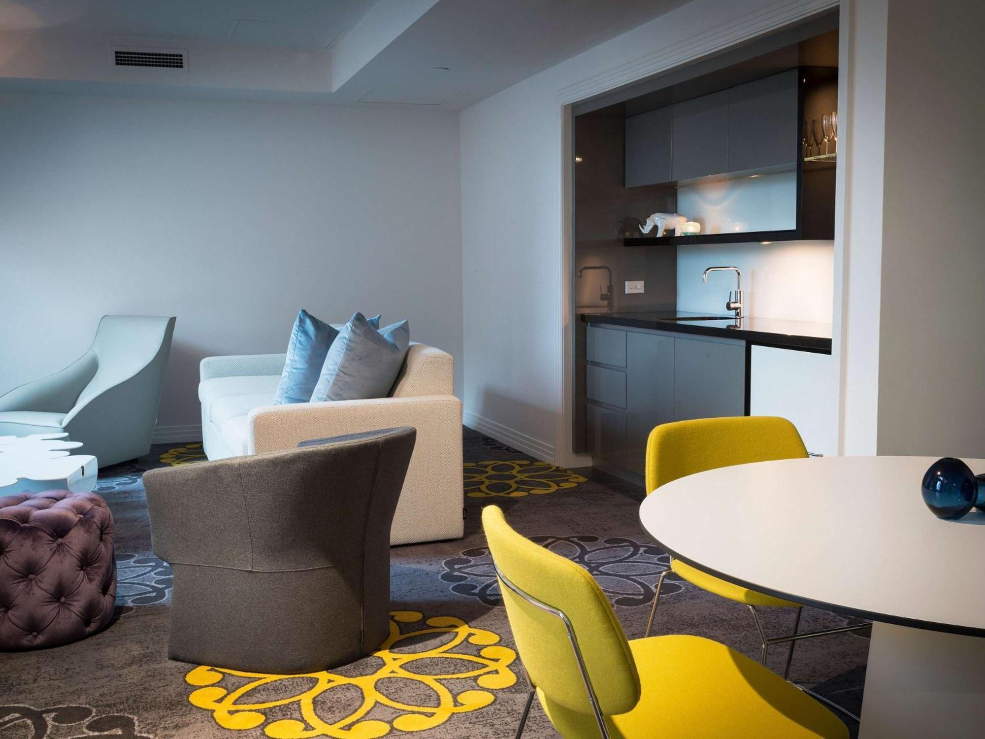 The Hotel Melbourne