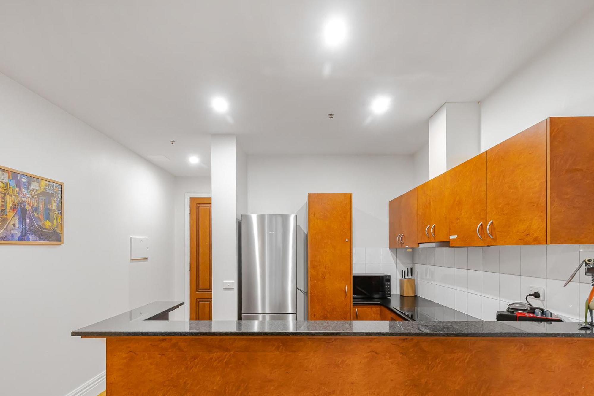 Flinders Lane 4*