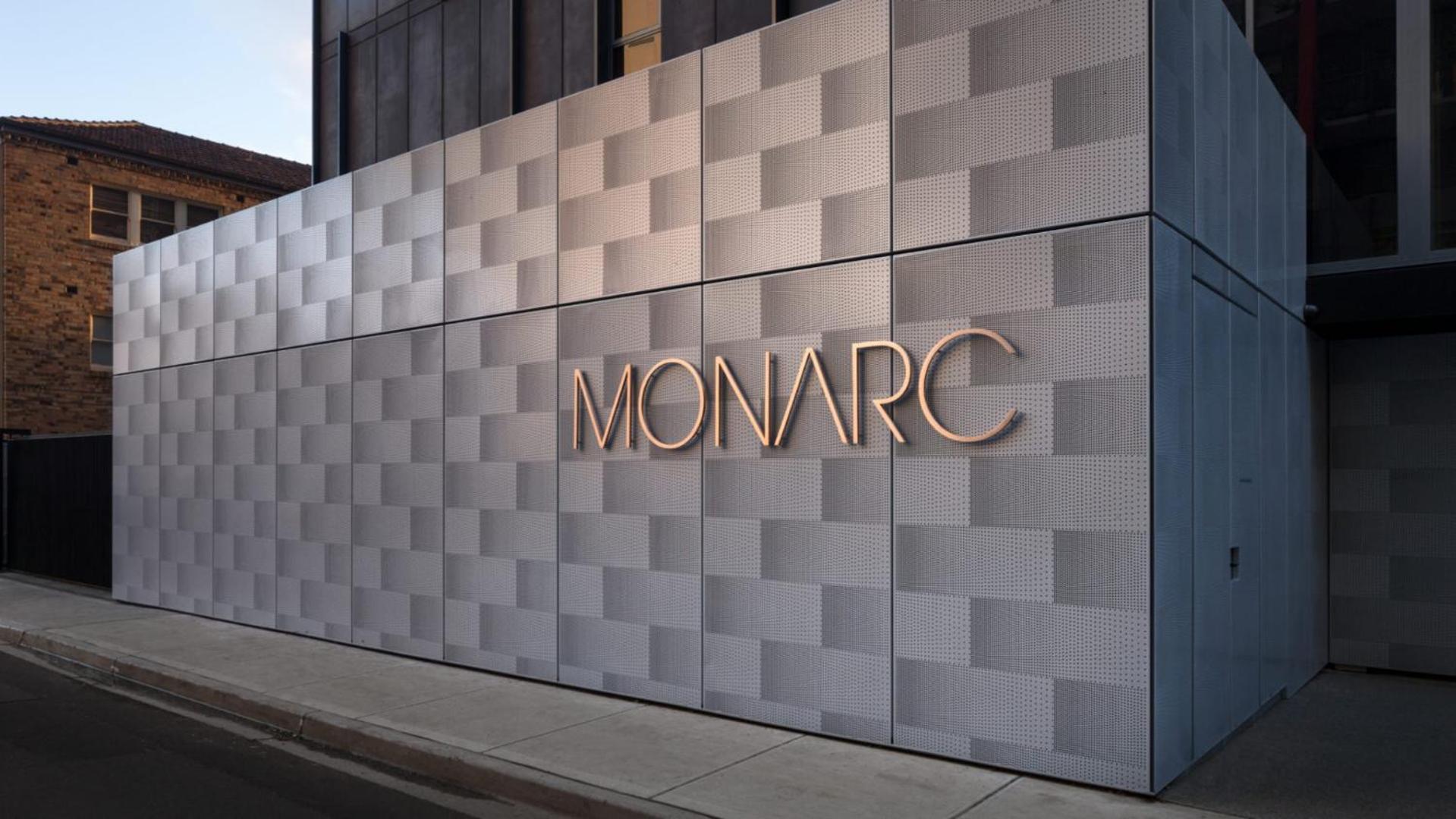 Apartment Complete Host Monarc