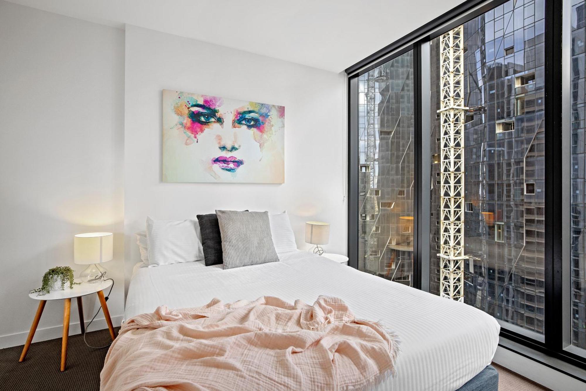 Complete Host Manhattan Melbourne