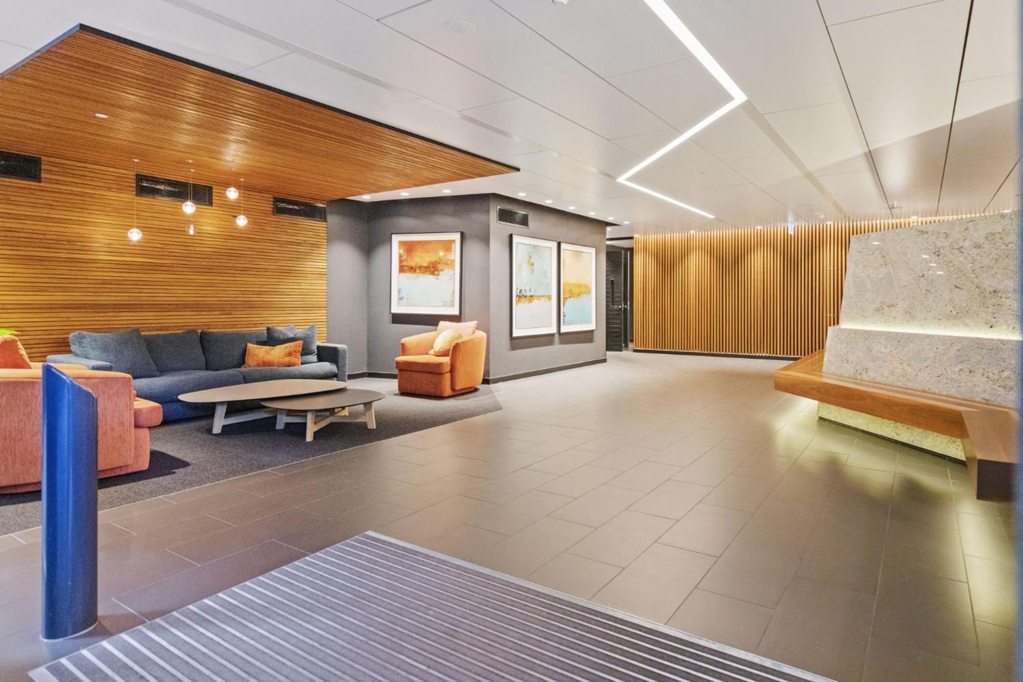 Chic 1-bed With Balcony Views And Amenities * Melbourne