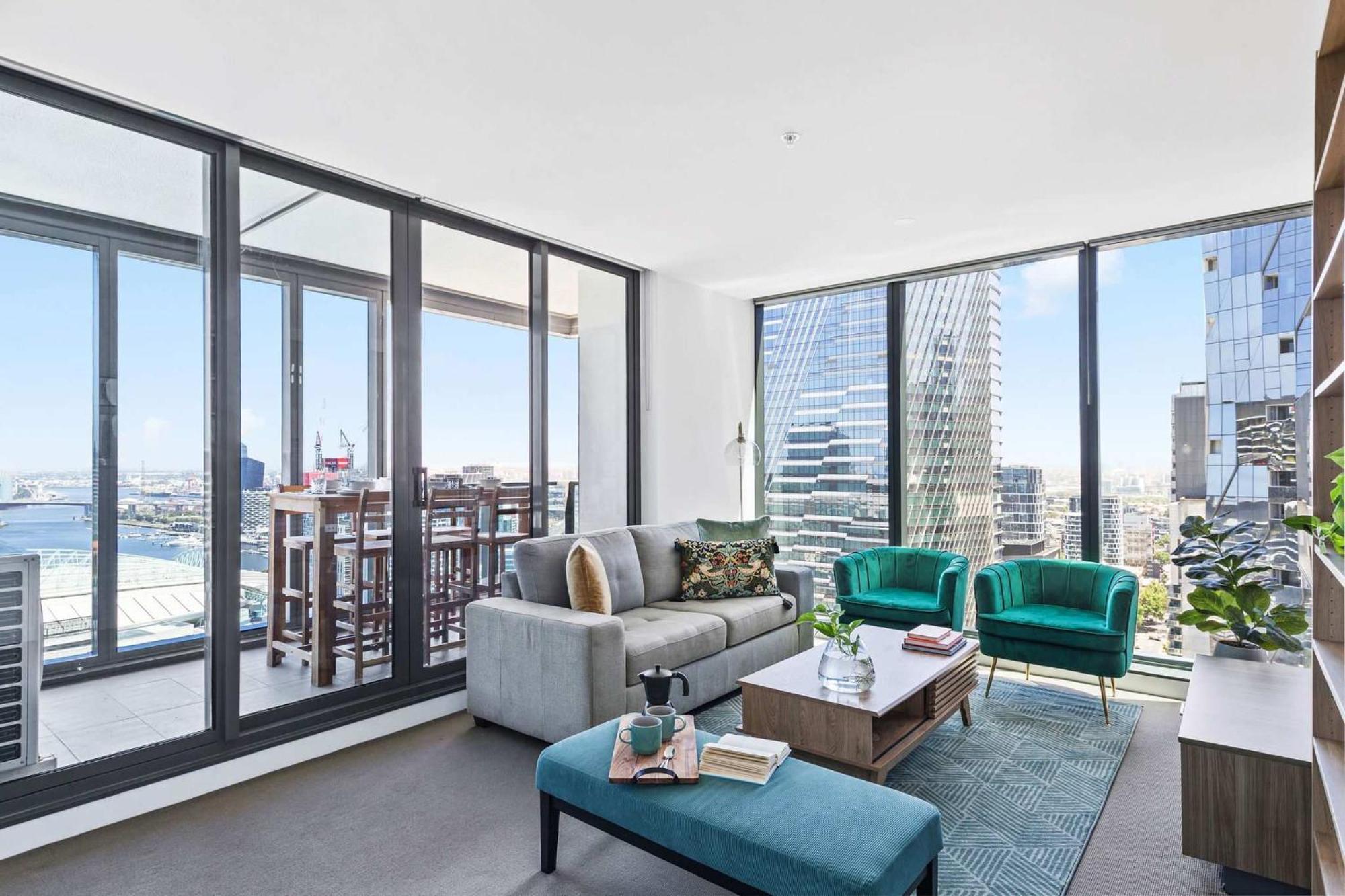 A Cozy 2br With Harbour Views And Free Parking