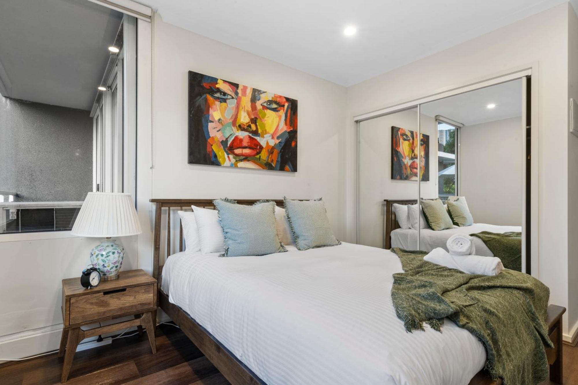 Apartment Modern Nomads Southbank Stunning 2 Bedroom With Carpark