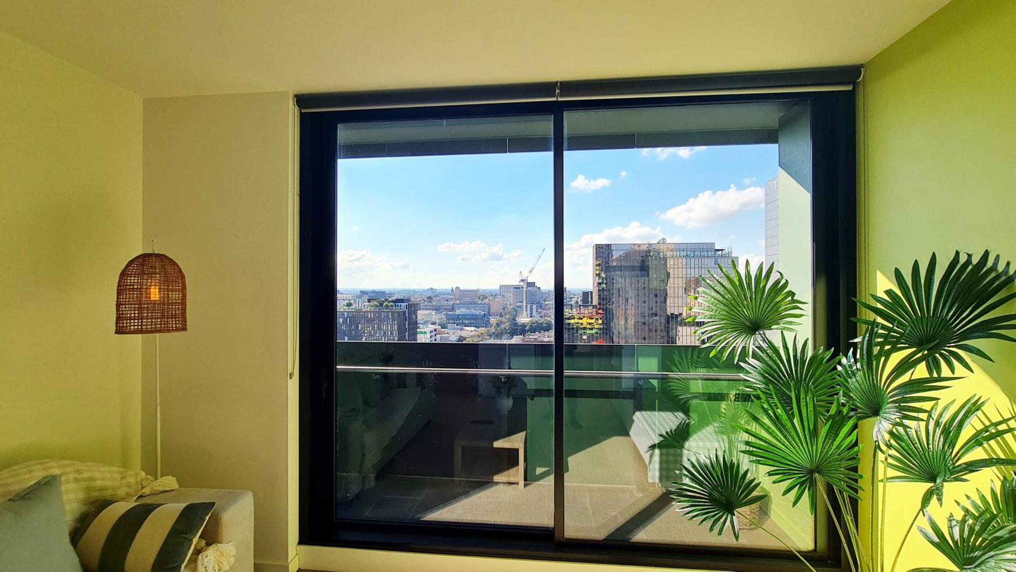 Apartment Swanston Square 1b By Goodlive