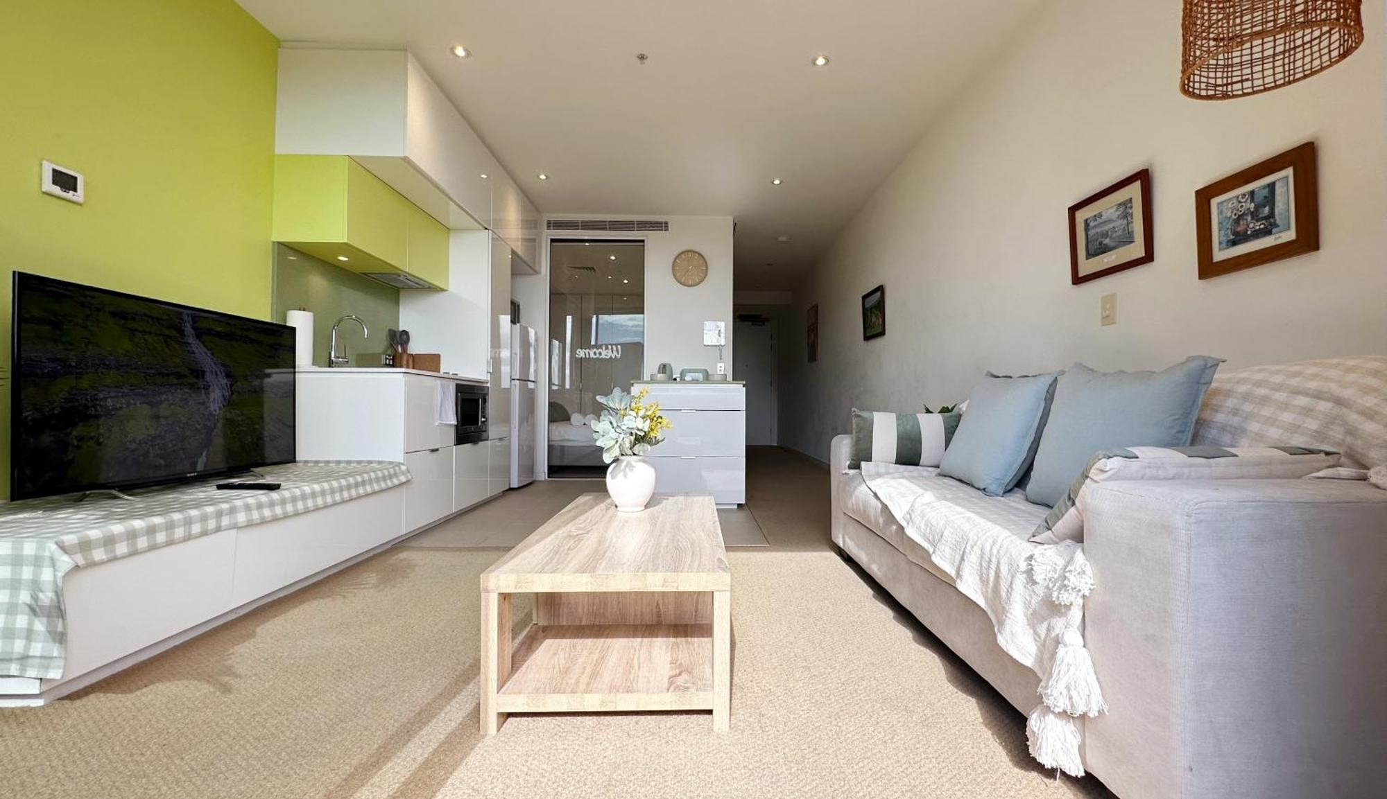 Apartment Swanston Square 1b By Goodlive Melbourne