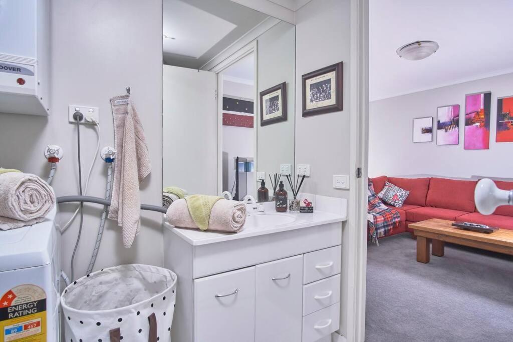 1br Eco With Tennis Court And Carpark Apartment *