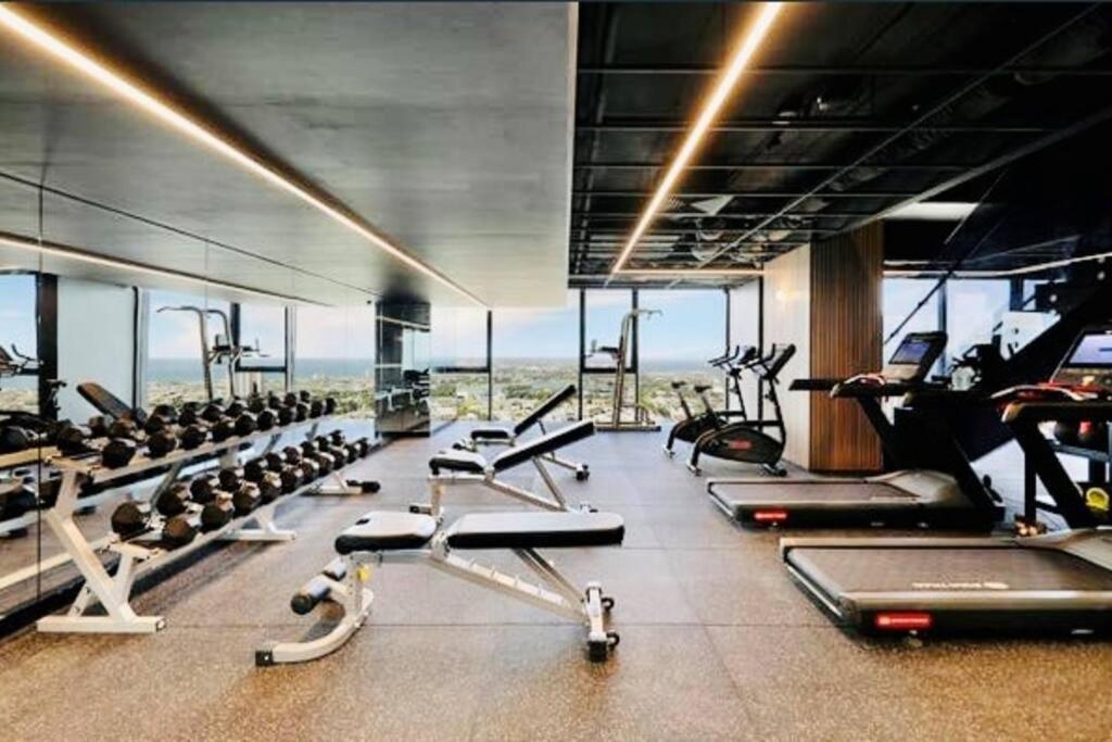 Apartment Entire Unit In Front Of Crown With Free Parking & Pool Melbourne