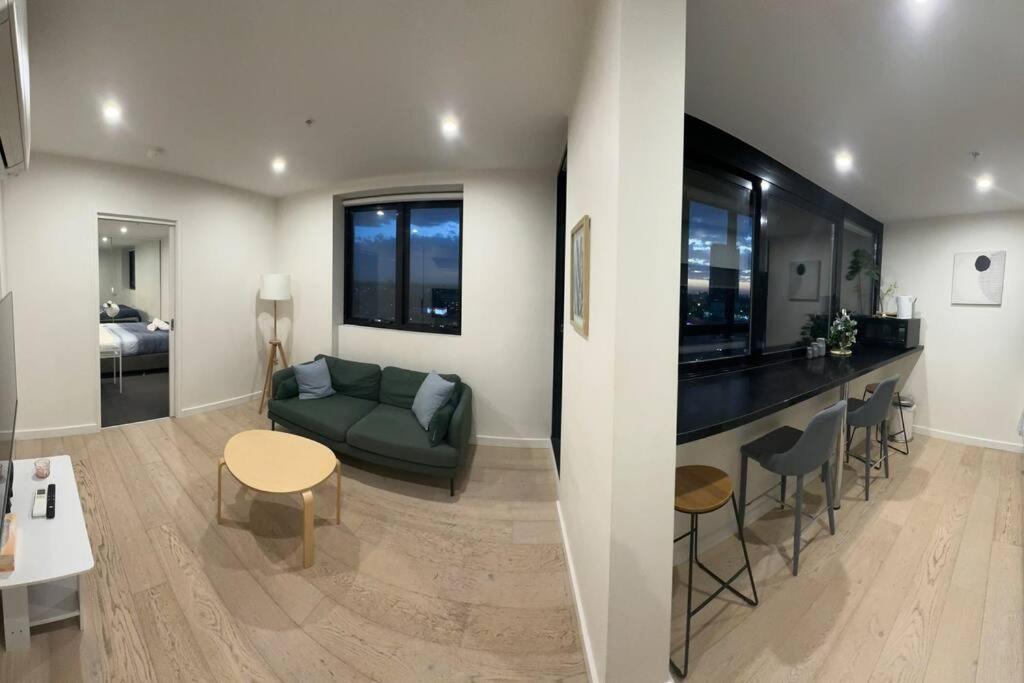 Apartment In1103- 1 Bedroom Modern In Vibrant Southbank Melbourne