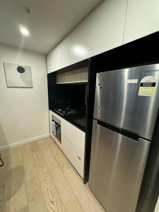 In1103- 1 Bedroom Modern In Vibrant Southbank * Melbourne
