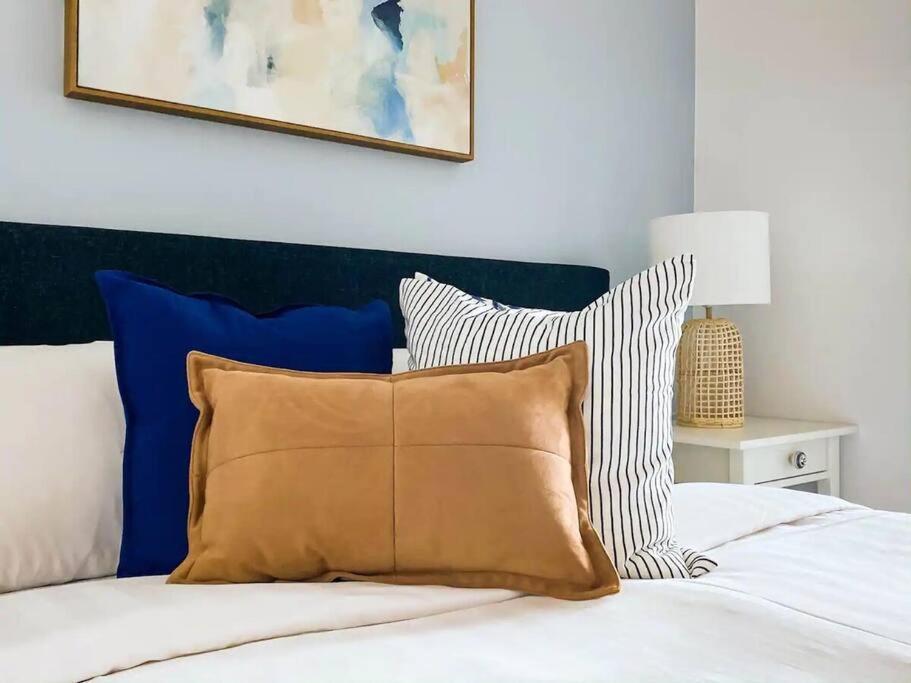 Ma4004- 1 Bedroom Lvl 40 Stylish Marco High Rise Apartment *