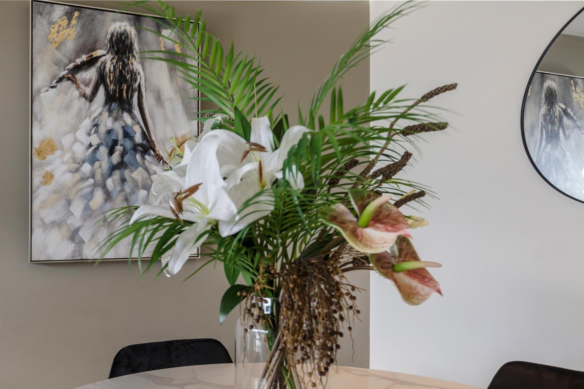 Elegant Fringe W Pool & Free Parking Melbourne