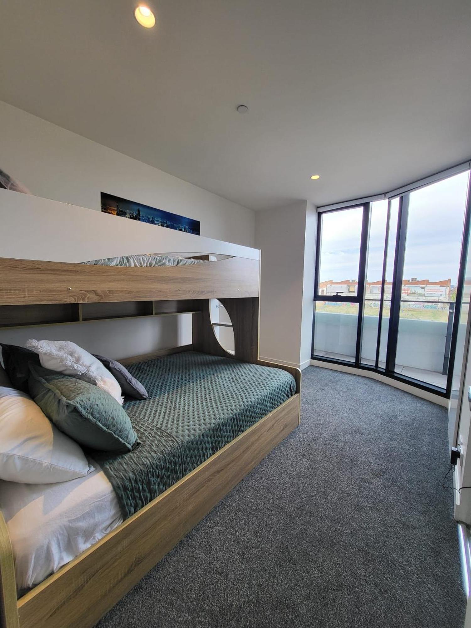 Apartment Contemporary Comfort Melbourne