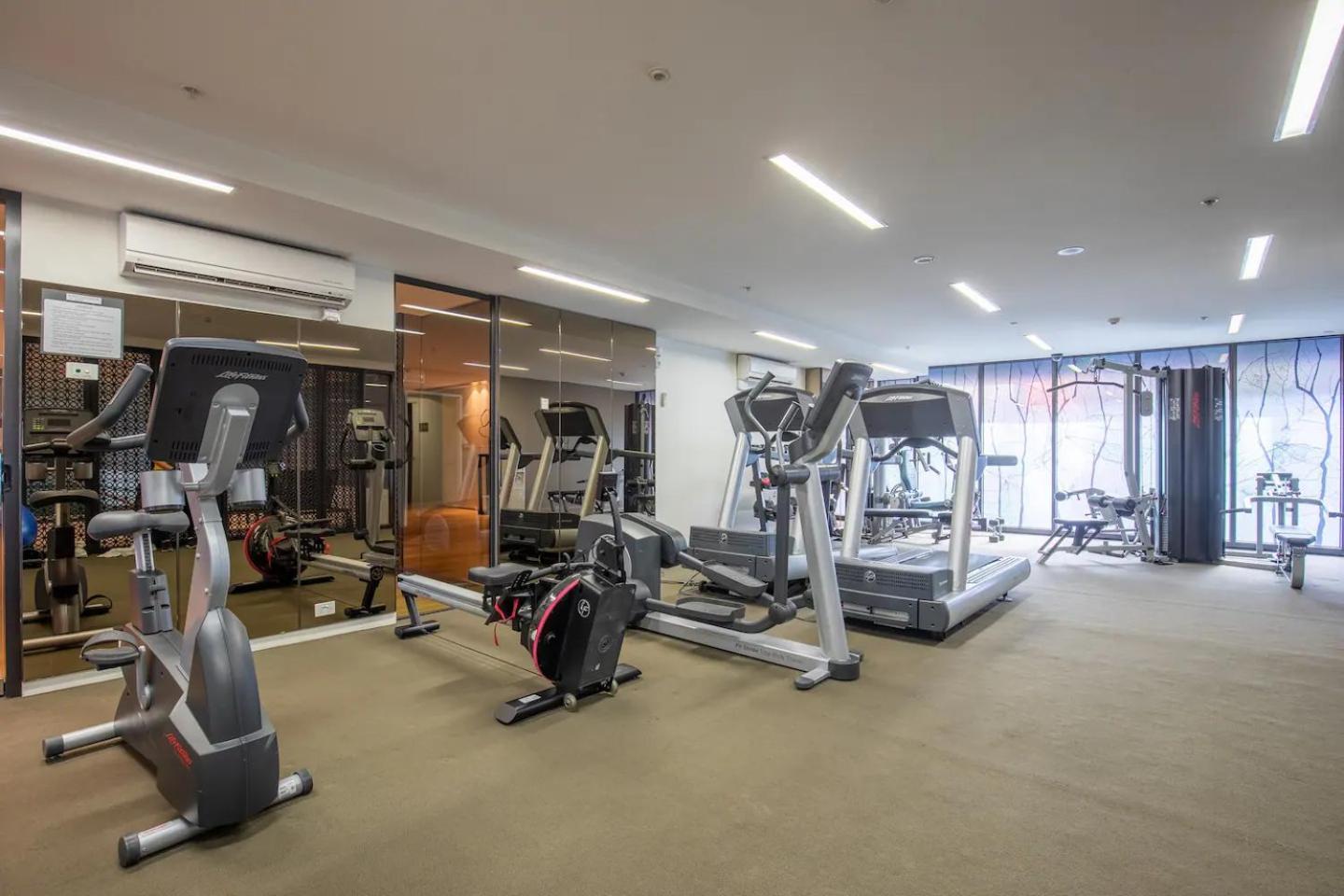 Apartment Spacious Fringe Retreatpool & Free Parking