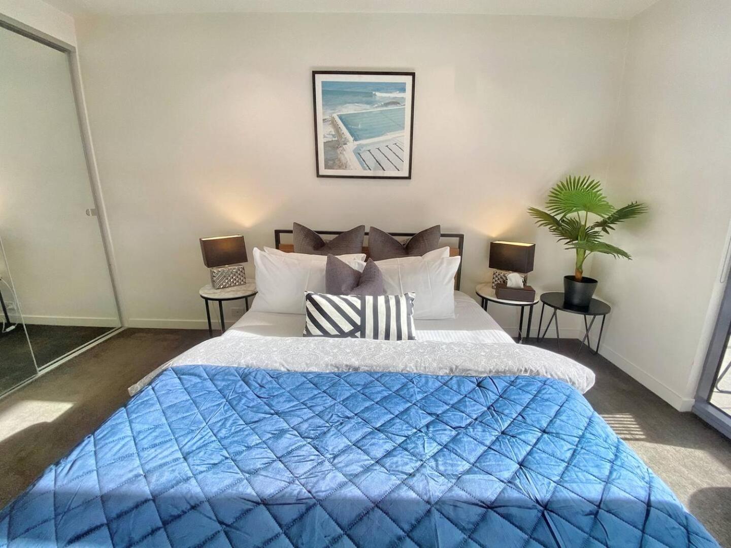 Spacious Fringe Retreatpool & Free Parking