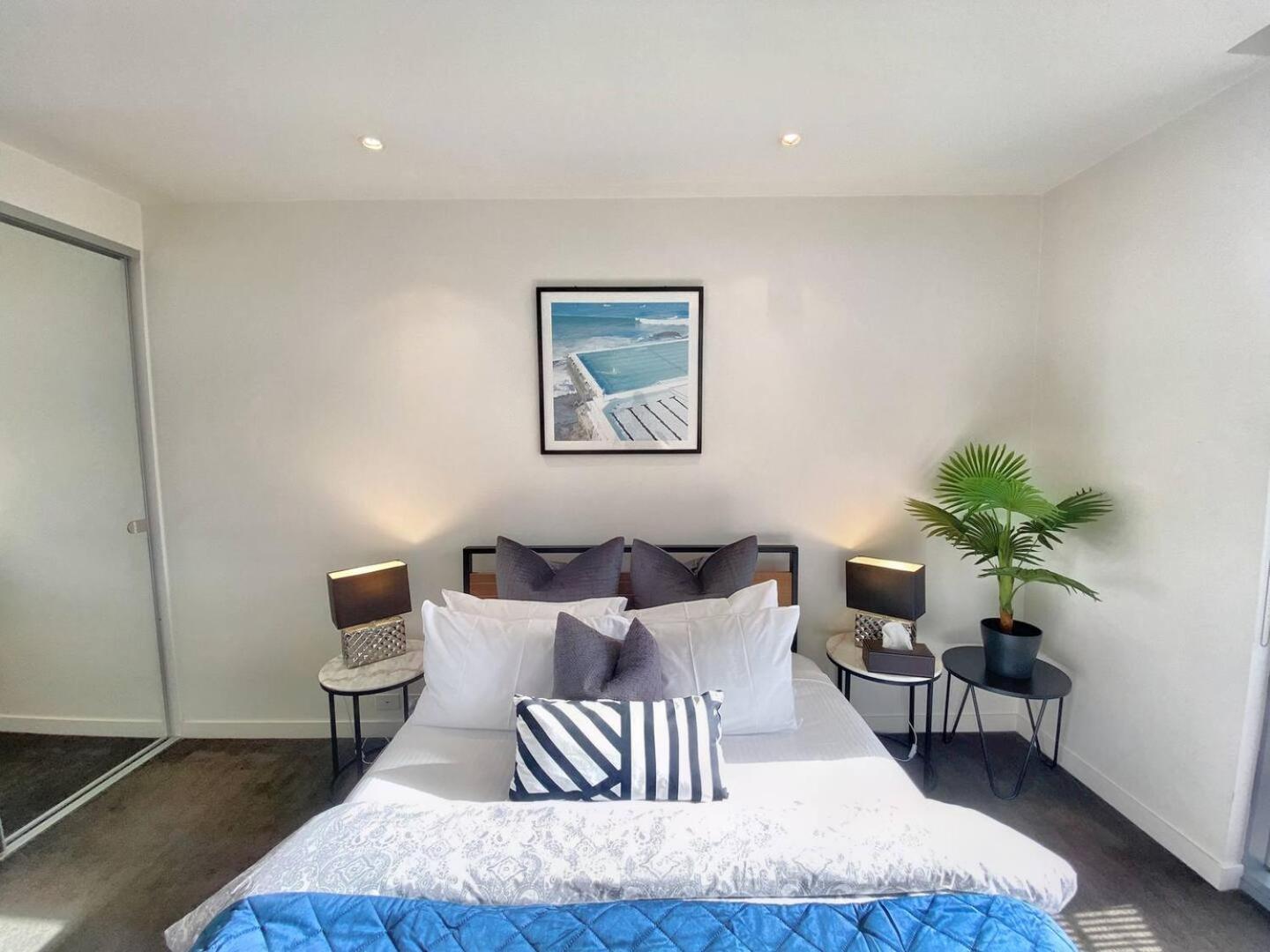 Spacious Fringe Retreatpool & Free Parking