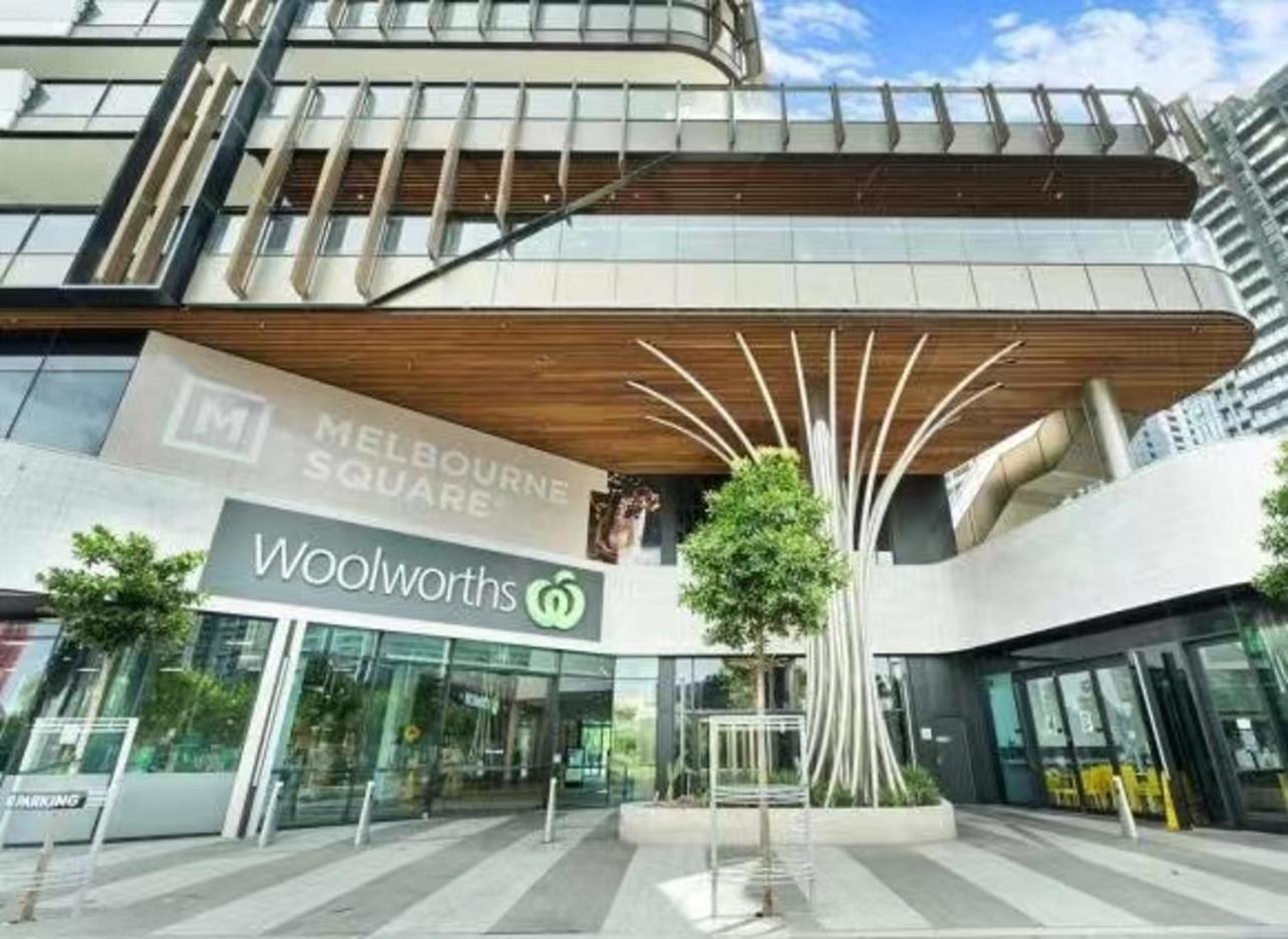 High Rise View 2br Southbank Apartment
