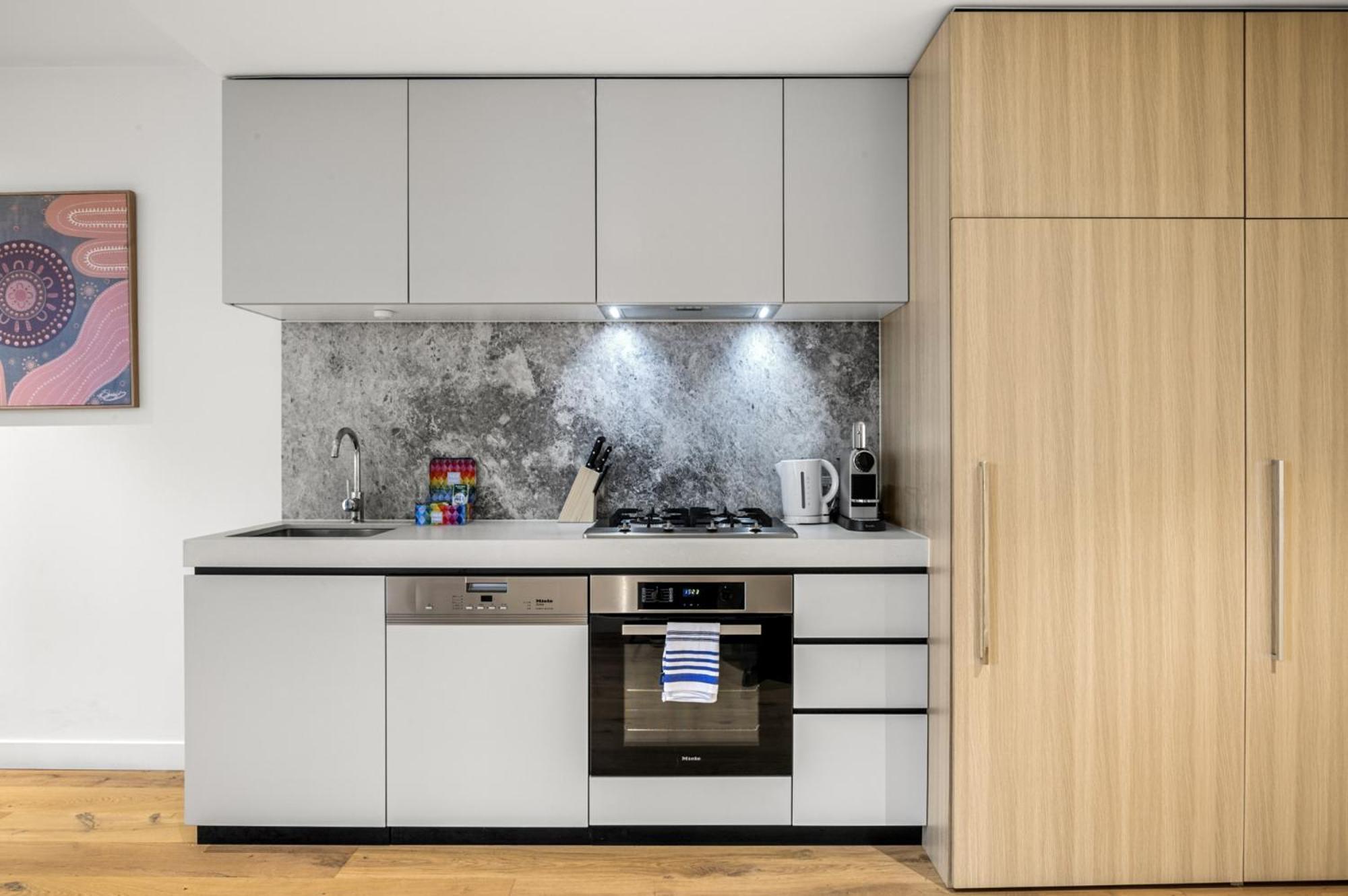 Apartment Chic 1-bed South Unit With Pool & Gym *