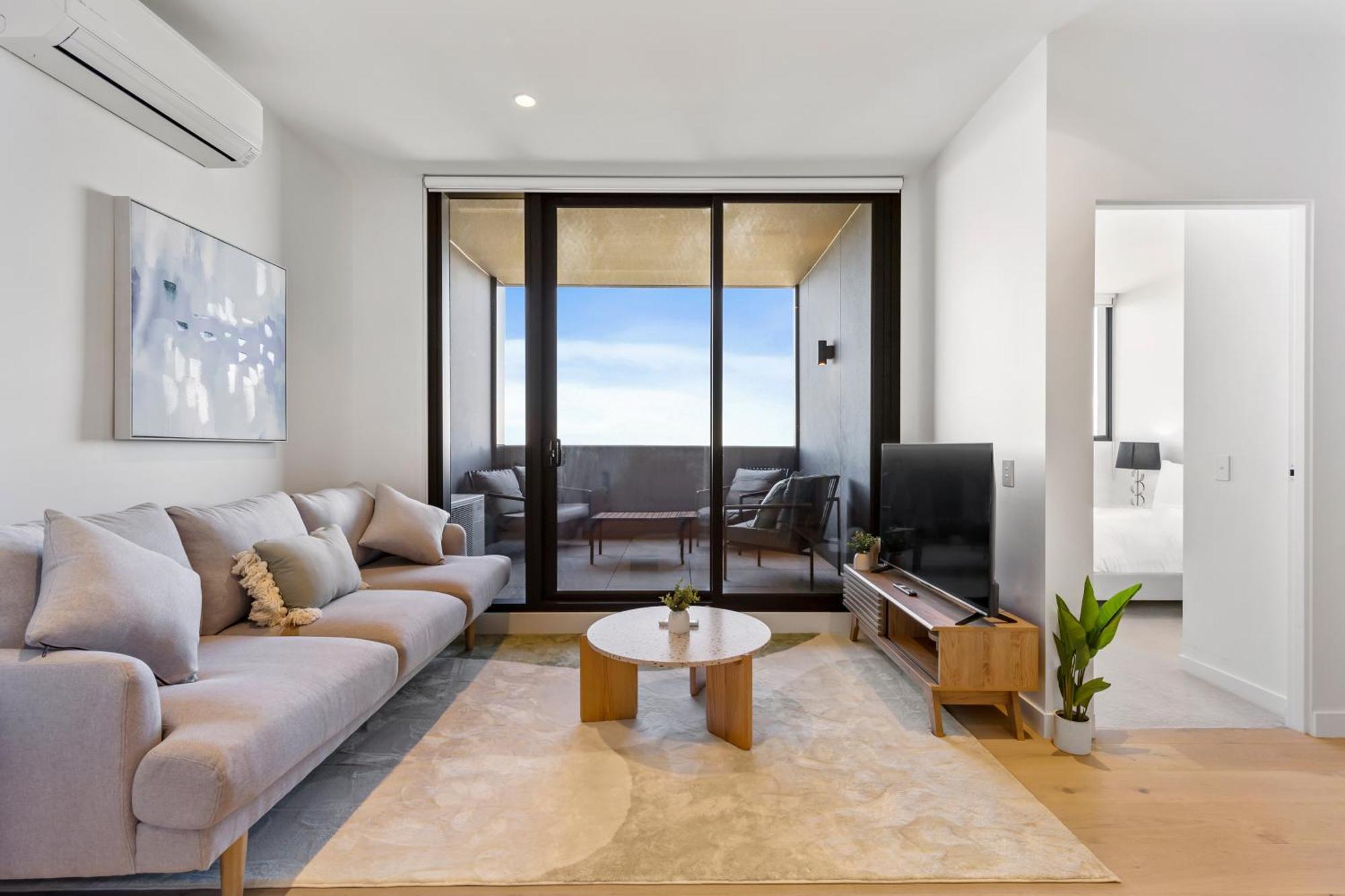 Brand New With Stunning Views & Wifi *