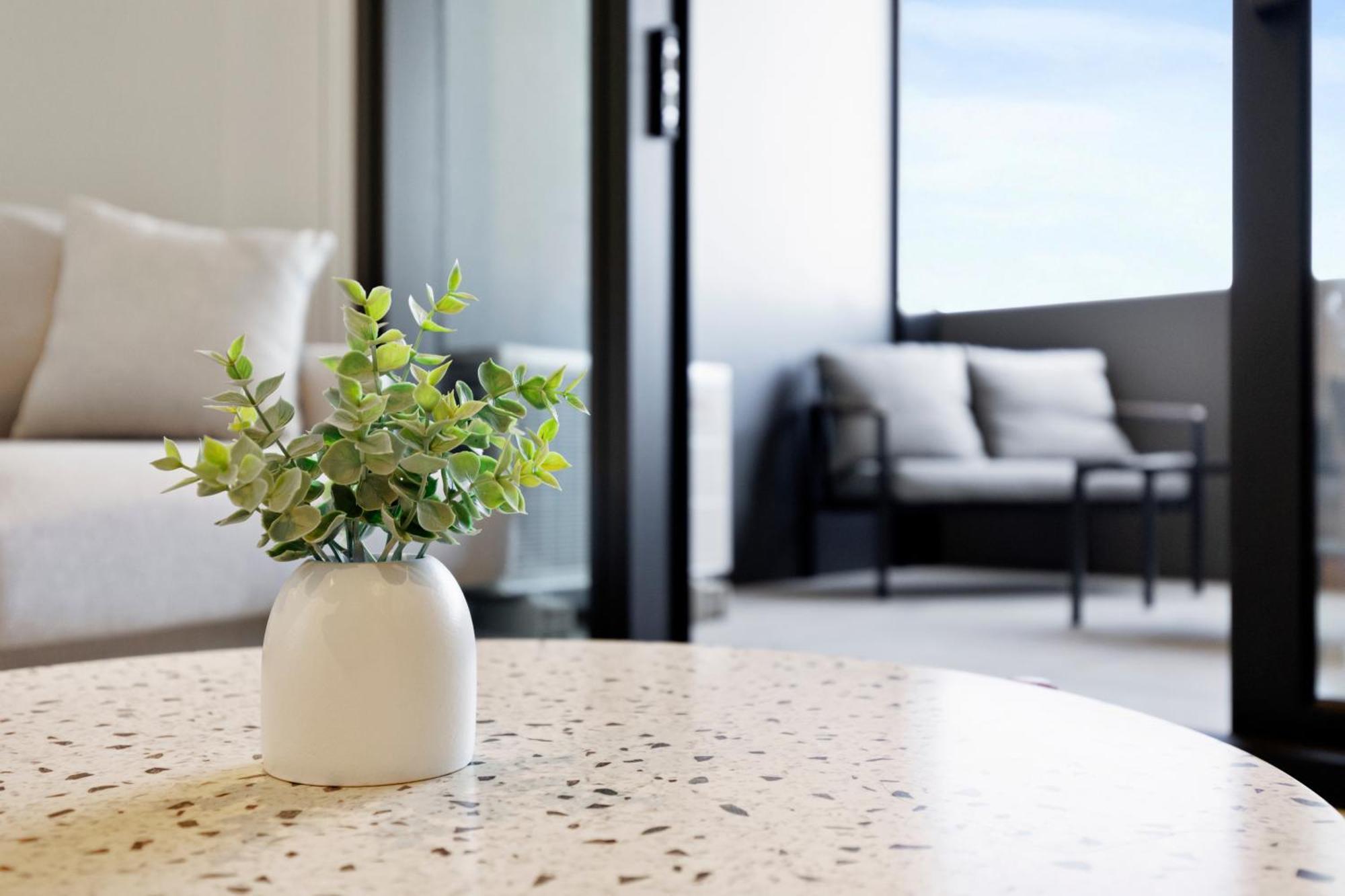 Brand New With Stunning Views & Wifi Apartment *