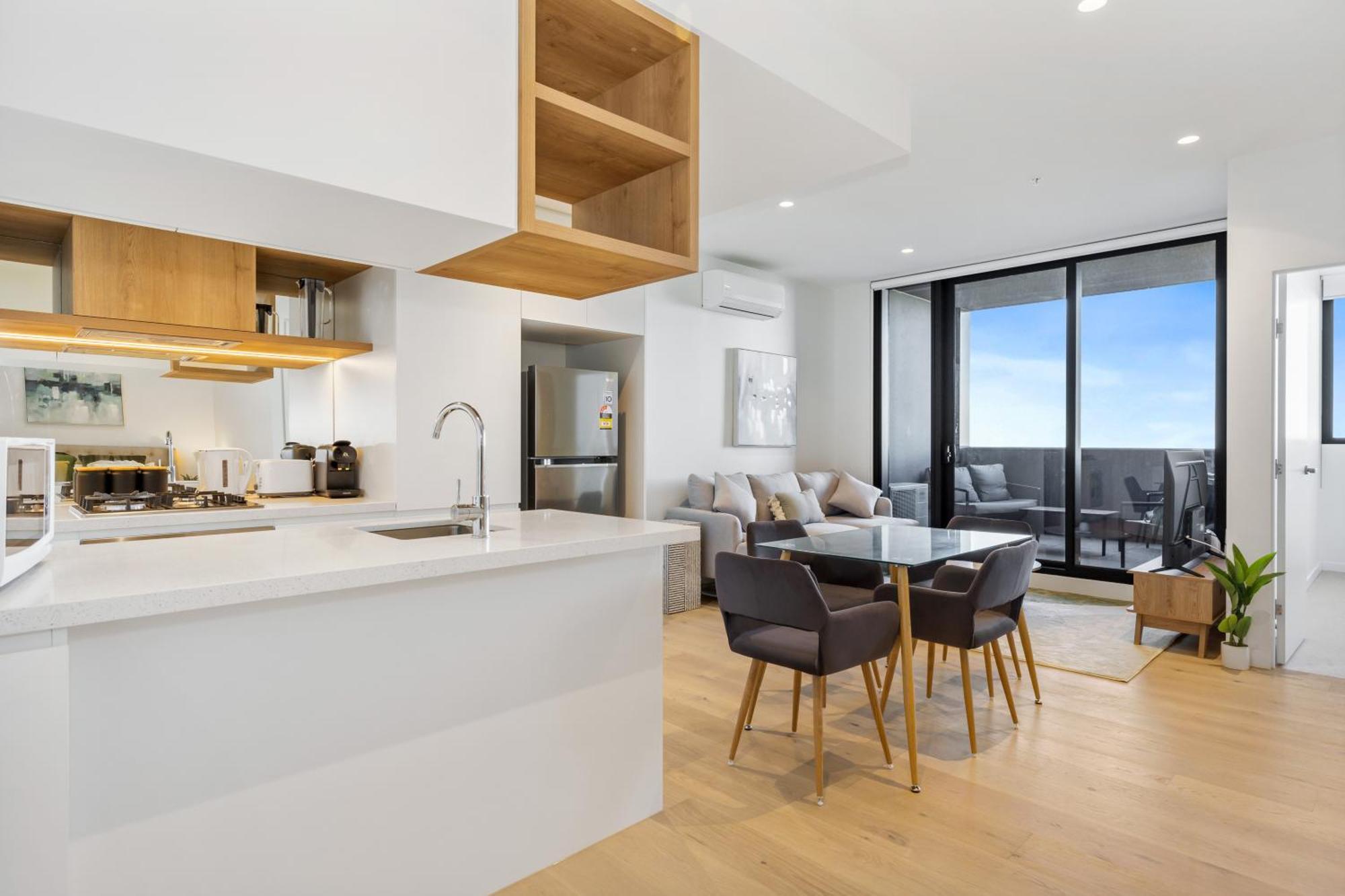 Brand New With Stunning Views & Wifi Apartment *