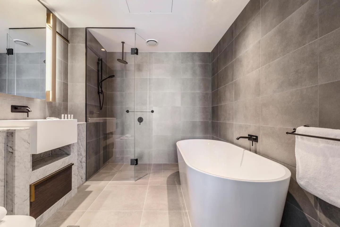 Queens Place Classy Lvl 69 W Skyline Views Melbourne
