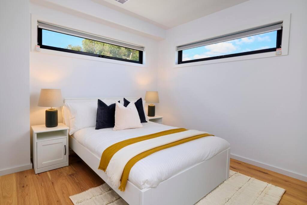 Preston Lux House 5 Bed 5 Bath *