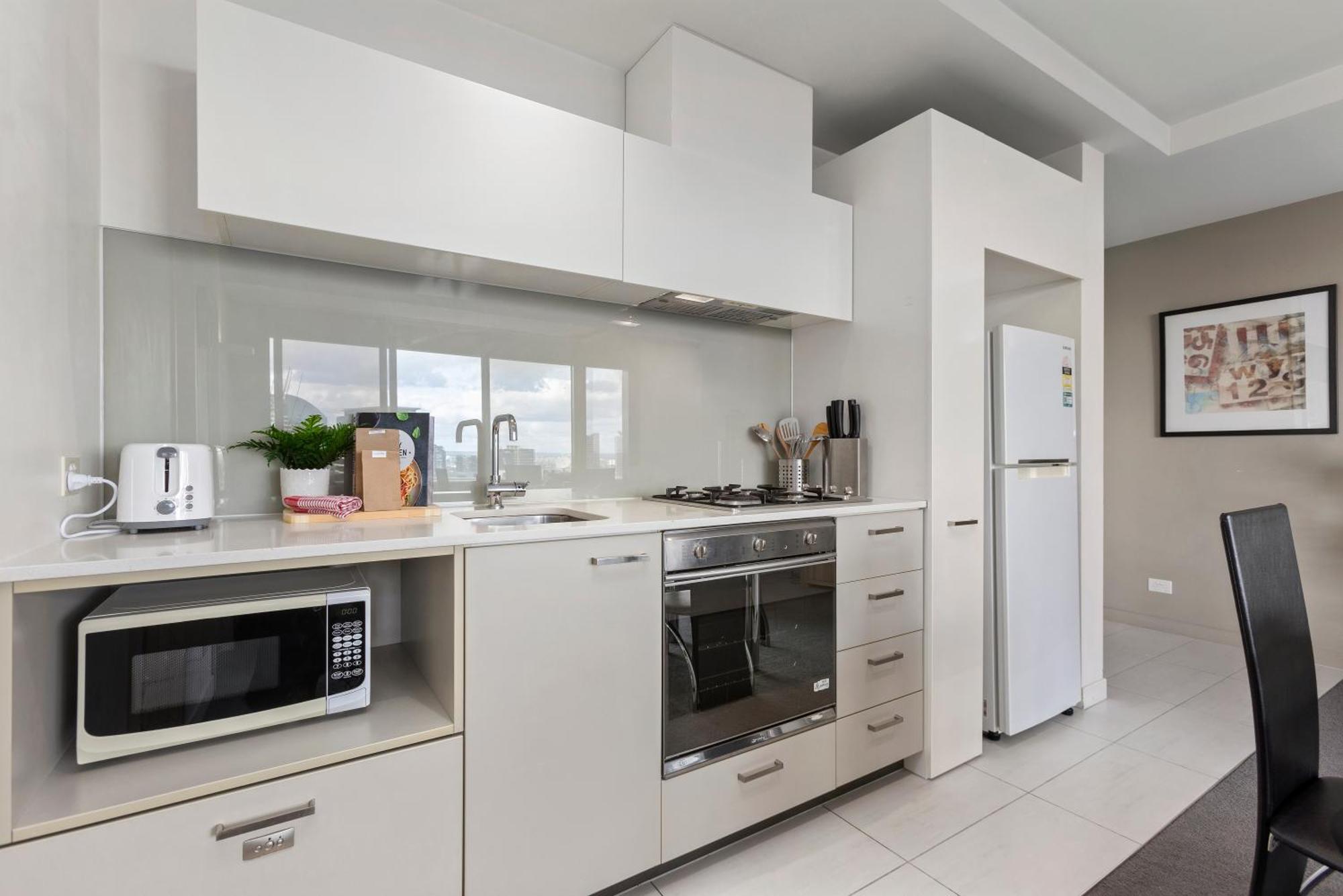 Apartment Complete Host Neo Melbourne