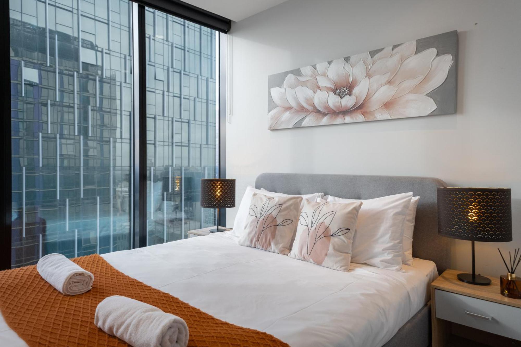 Skyscraper Amazing 180 View 2br Cbdpoolbalcony * Melbourne