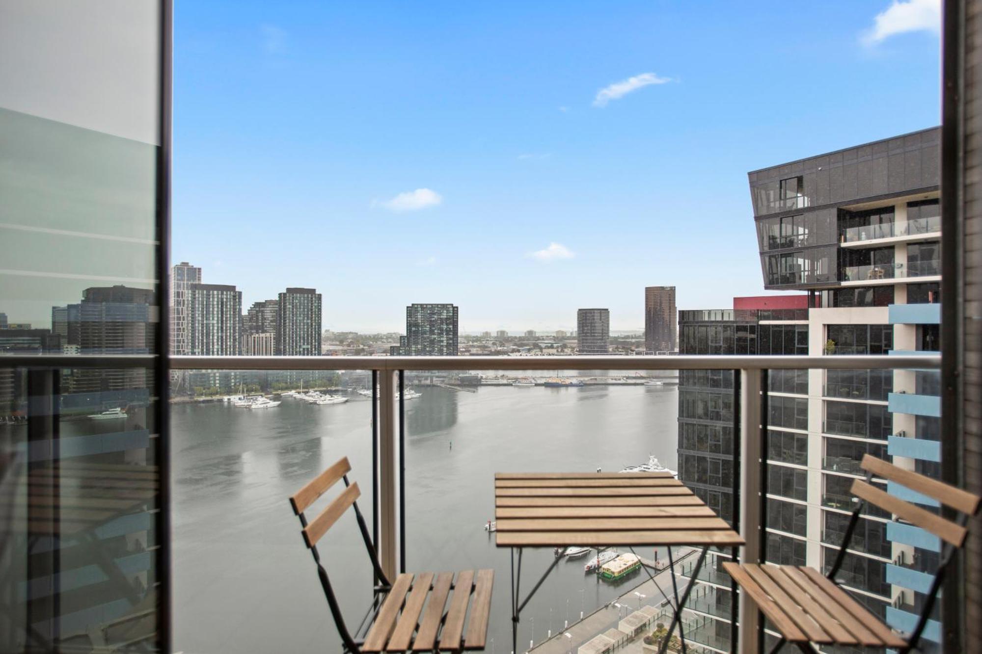 Complete Host Arkley Apartment *