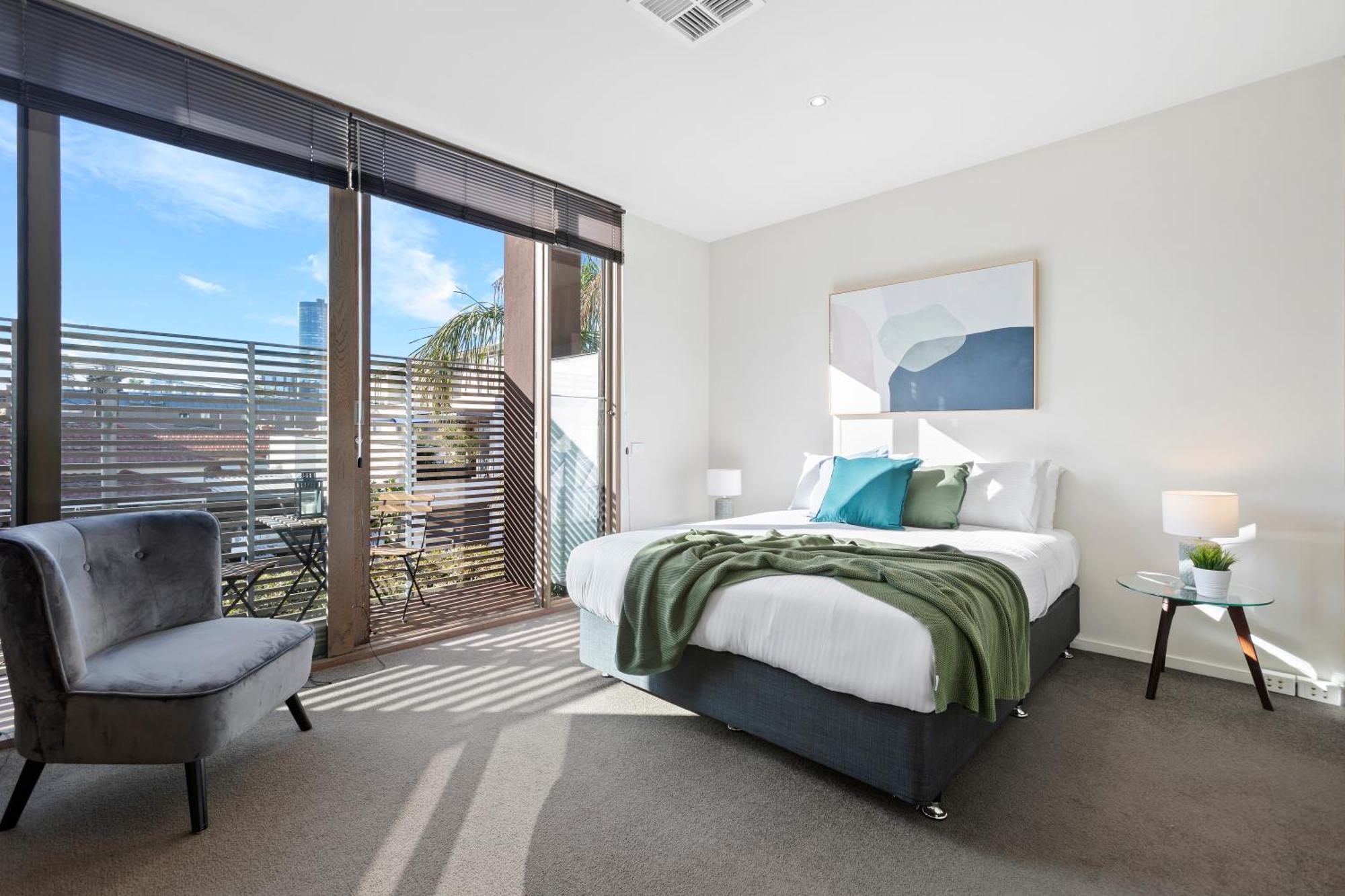 Complete Host South Yarra Townhouse Apartment *