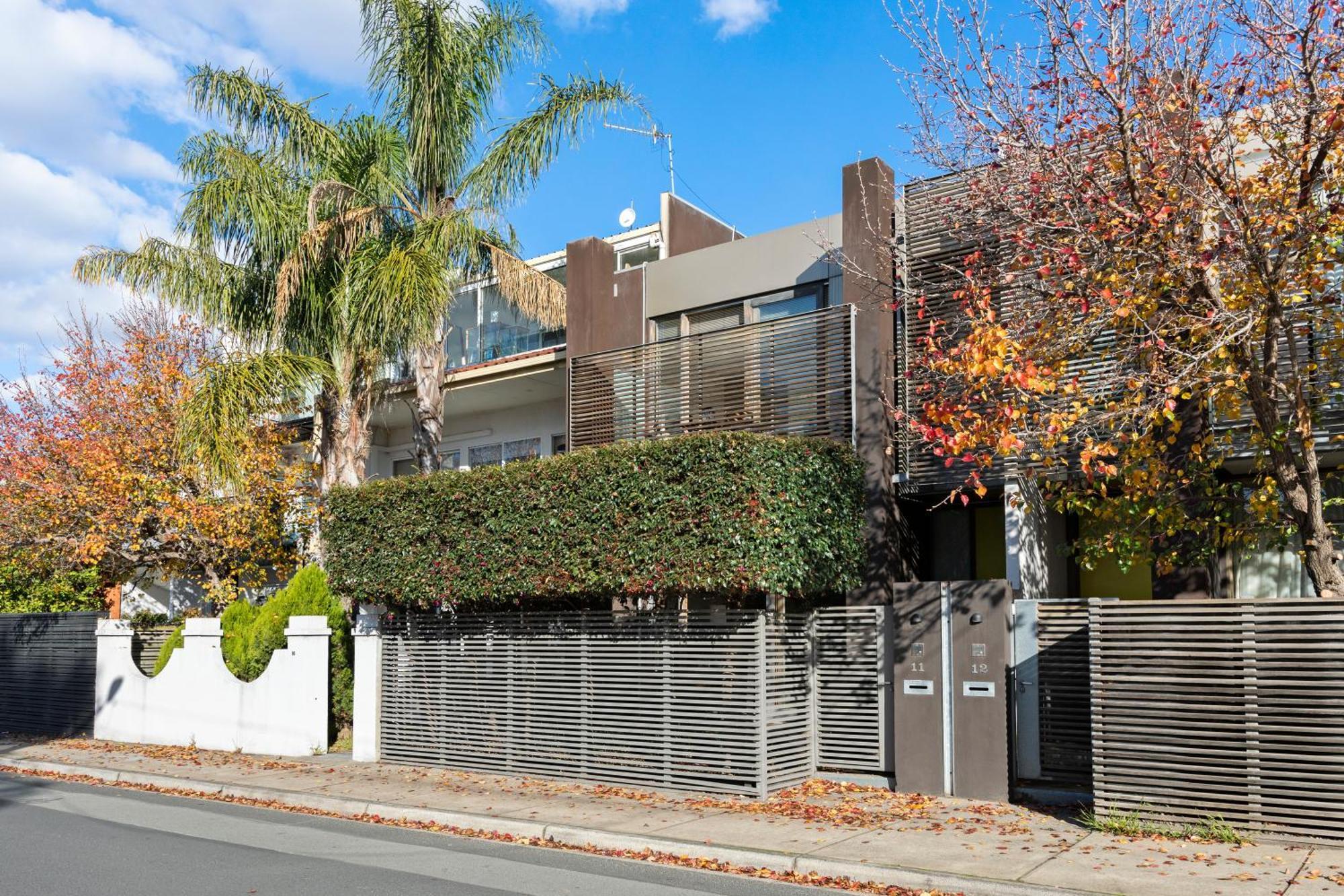 Complete Host South Yarra Townhouse Apartment
