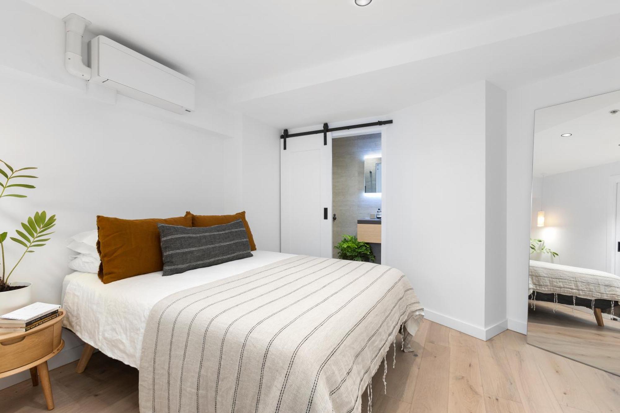 Apartment Complete Host Capitol Melbourne