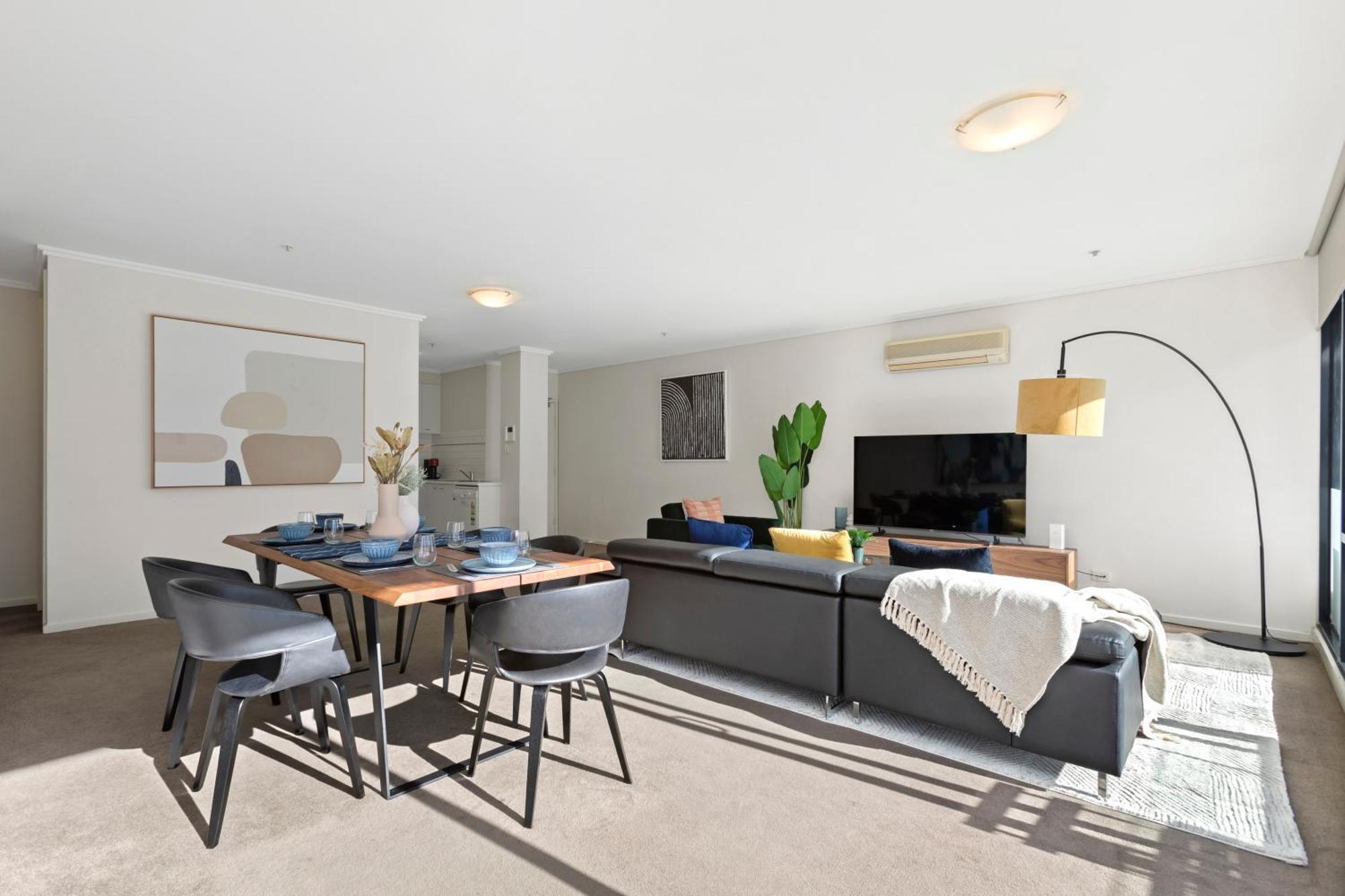 Complete Host Capri Melbourne