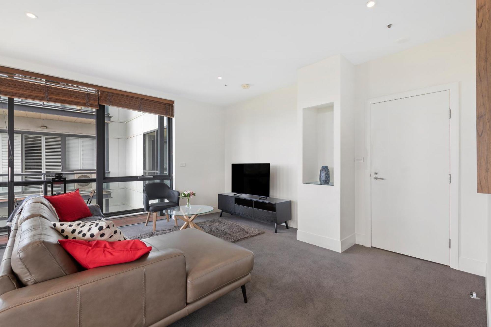 Apartment Complete Host Southside Towers Melbourne