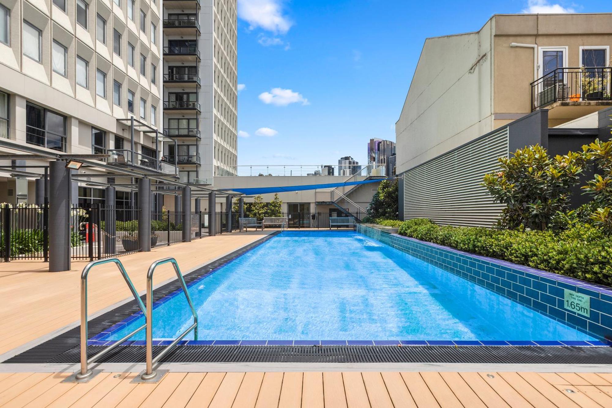 Apartment Complete Host Southside Towers Melbourne