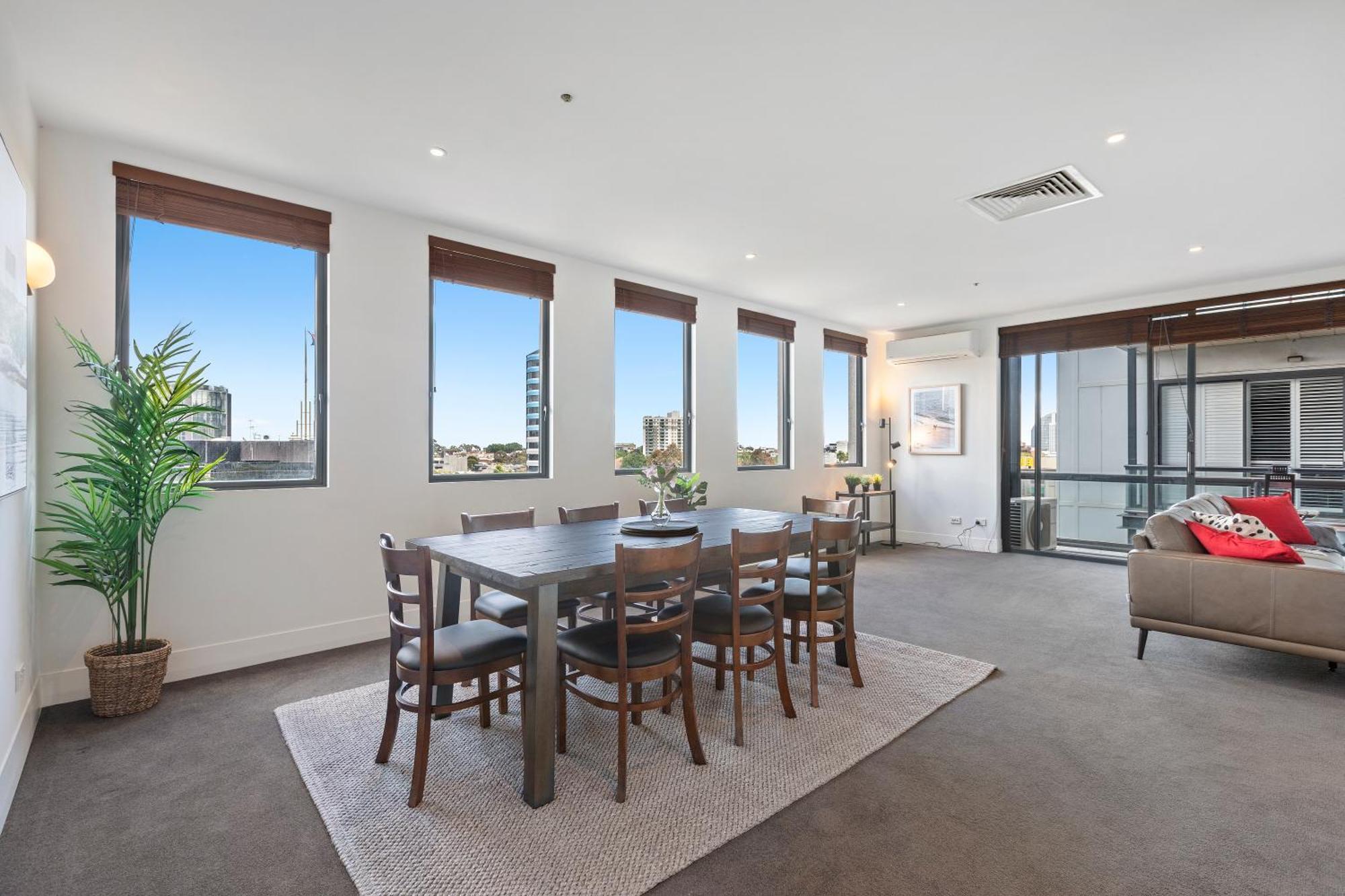 Complete Host Southside Towers Melbourne