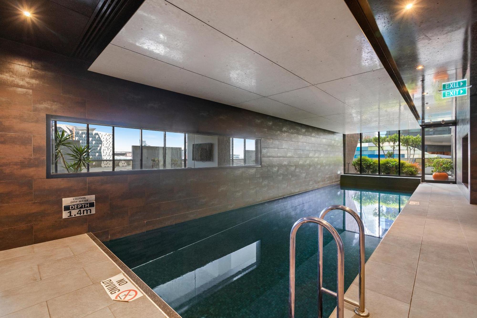 Complete Host Neo Apartment Melbourne