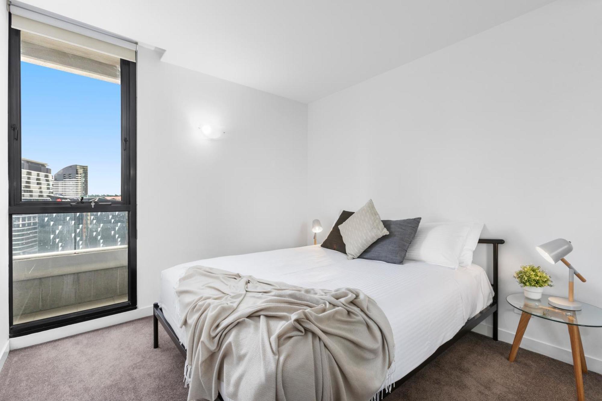 Apartment Complete Host Neo Melbourne