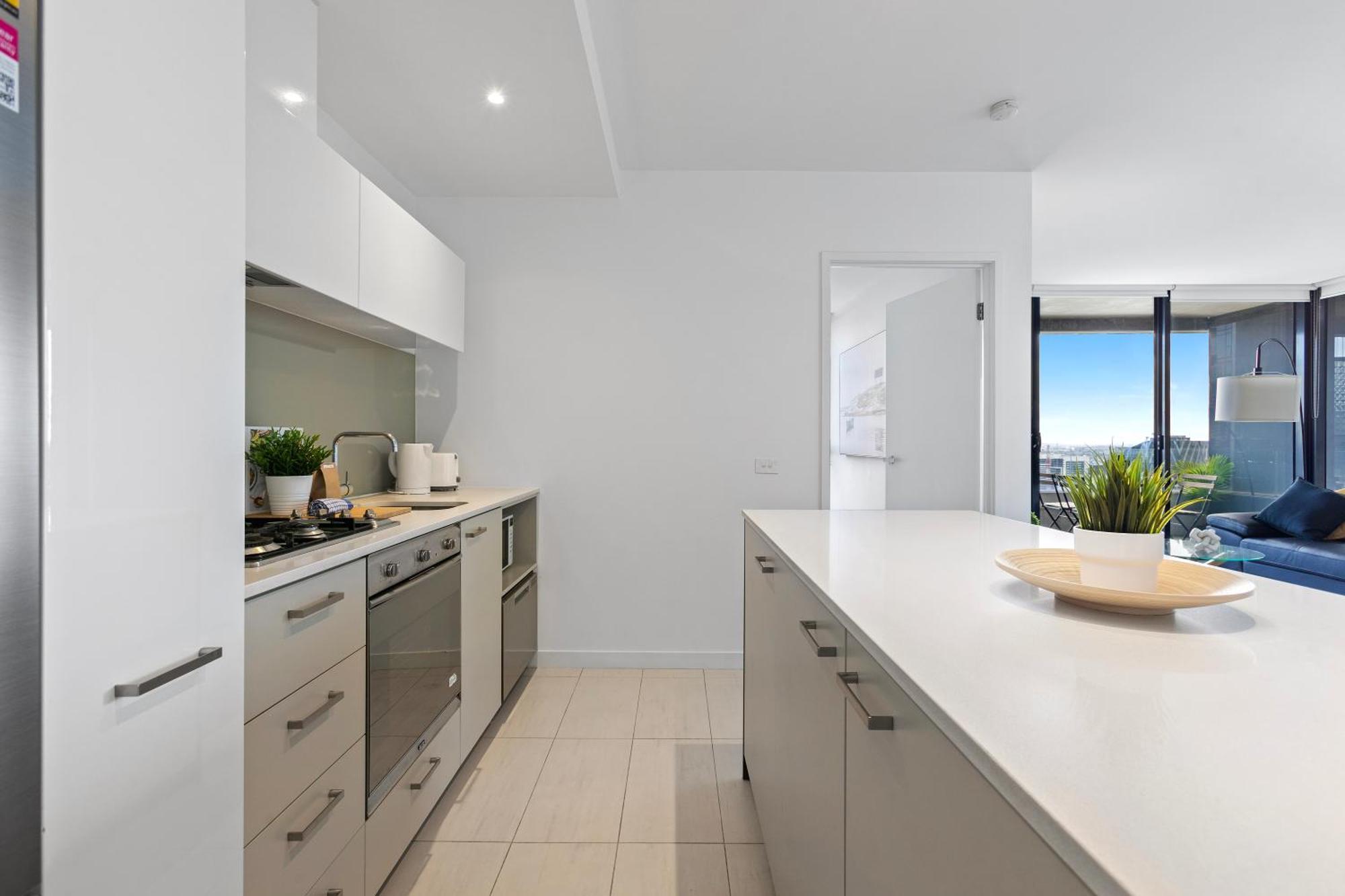 Apartment Complete Host Neo Melbourne