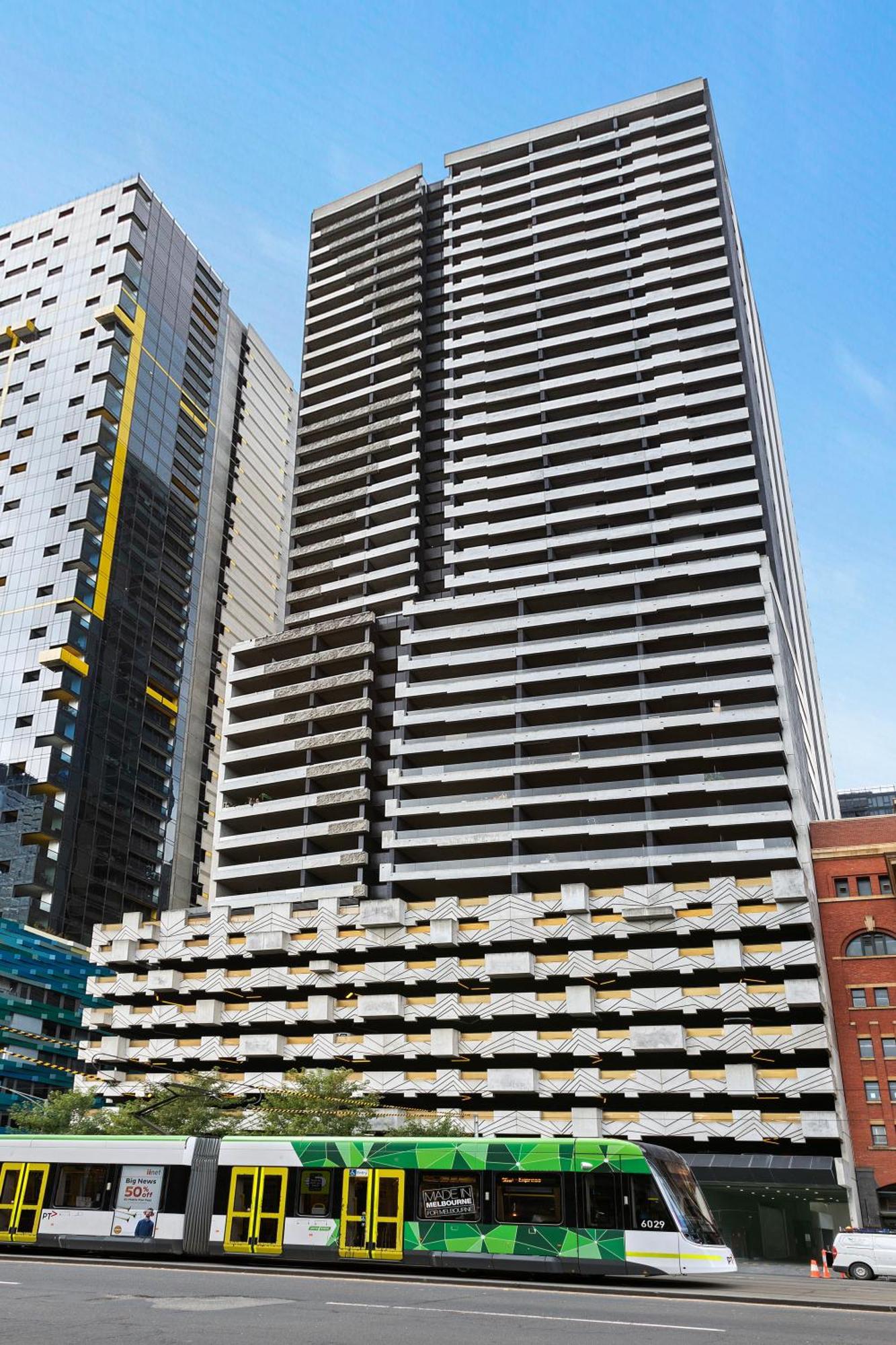 Complete Host Neo * Melbourne