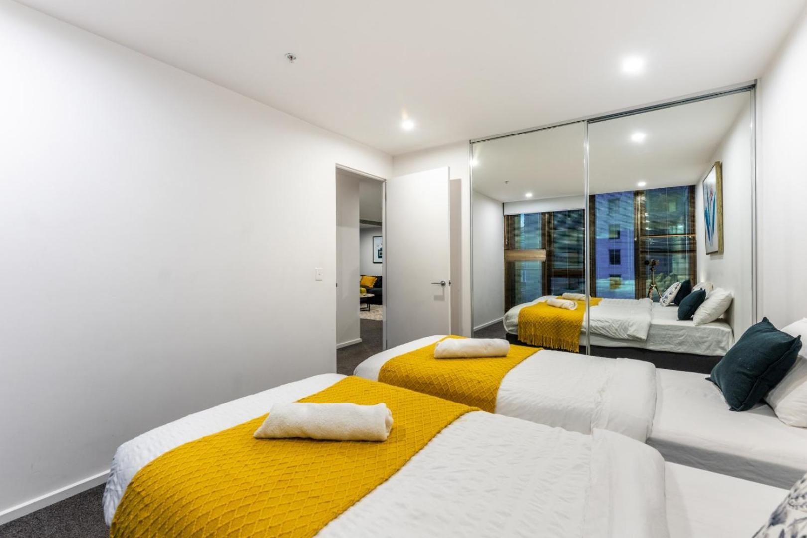 Mega Style Southbank Grand
