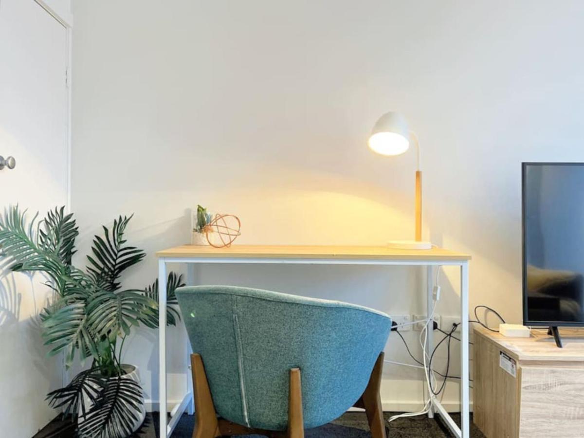 Chic Getaway At Fitzroy North Melbourne