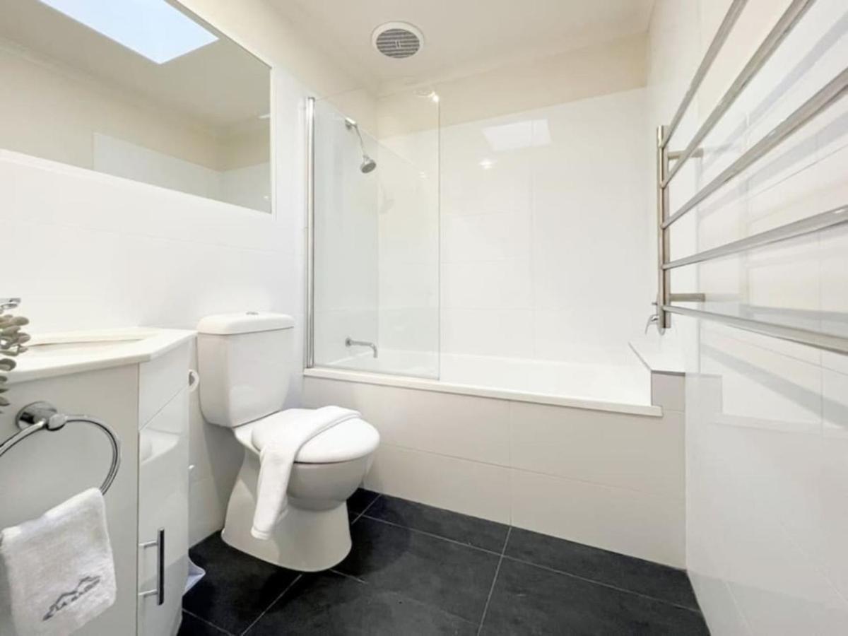 Holiday home Chic Getaway At Fitzroy North *