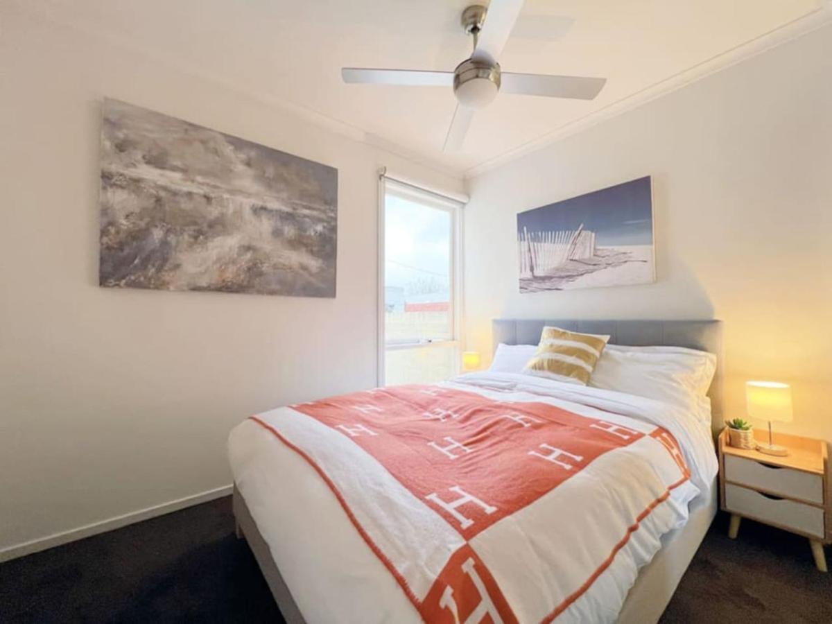 Chic Getaway At Fitzroy North Melbourne