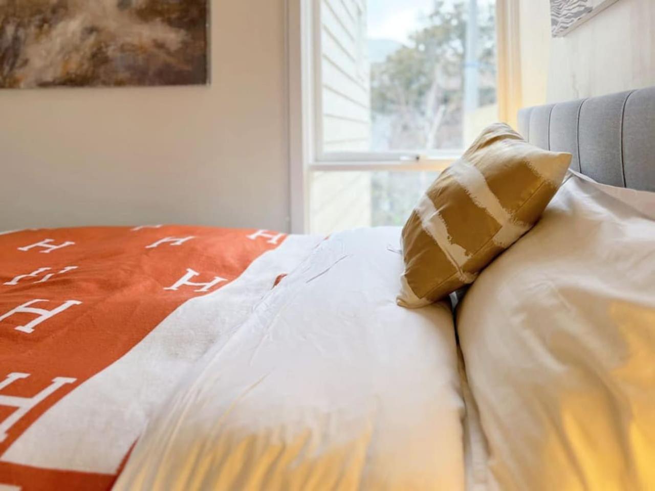 Holiday home Chic Getaway At Fitzroy North Melbourne